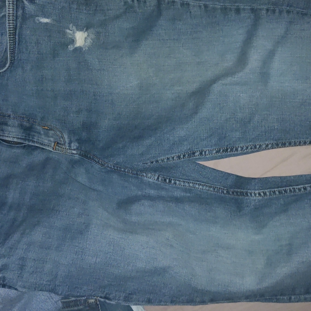 Old Navy Men's skinny fit jeans partially distressed style size 34-30